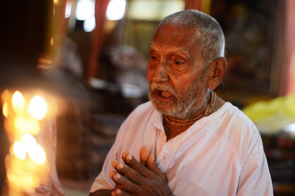 Indian Oldest Man Ever Says Yoga No Sex Key To Long Life Abs Cbn News 